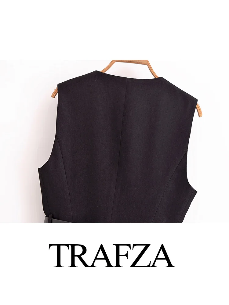 TRAFZA Woman Fashion Solid Single-breasted O-Neck Streetwear Style Top Autumn Women Chic Sleeveless Belt Decorate Slim Vest Top