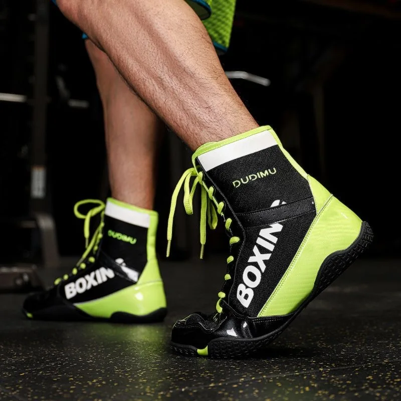 2026 Hot Sale Wrestling Shoes Men Women Green Red Boxing Shoes Couples Anti Slip Indoor Gym Shoes Unisex Fighting Boots