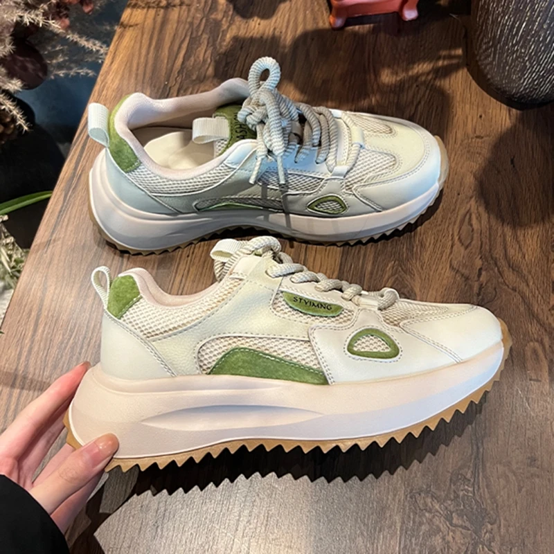 

AIYUQI Women Sneakers Shoes 2026 New Flat Genuine Leather Female Virtue Training Shoes Large-Size Casual Skateboard Shoes Female