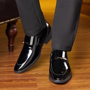 Lackleder Herren Formelle Schuhe Casual Business Social Schuh Männlich Helles Obermaterial Frühling Herbst Günstiger Ausverkauf Nicht 2024 Stil Neu