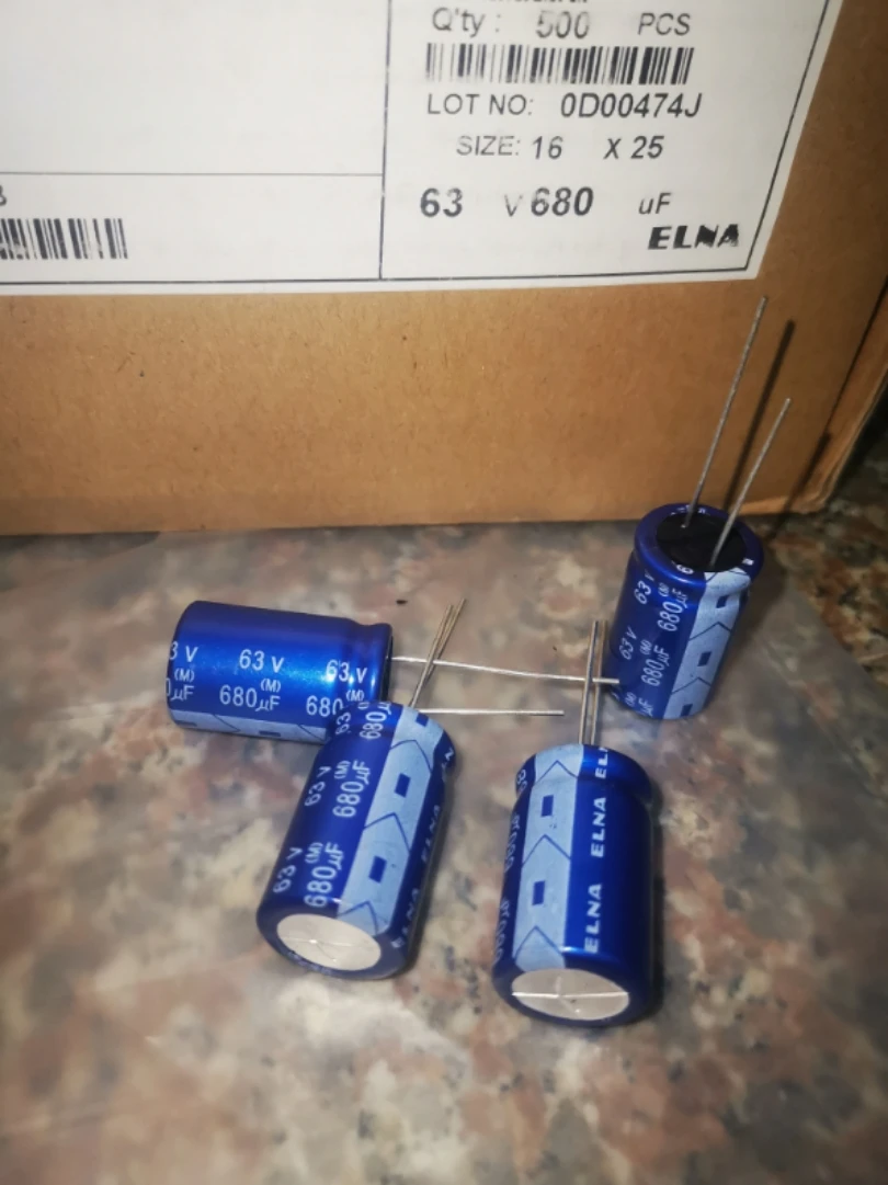 10pcs  ELNA RE3 63V 680UF 16X25MM audio electrolytic capacitor 680uF/63V blue robe 680UF 63V