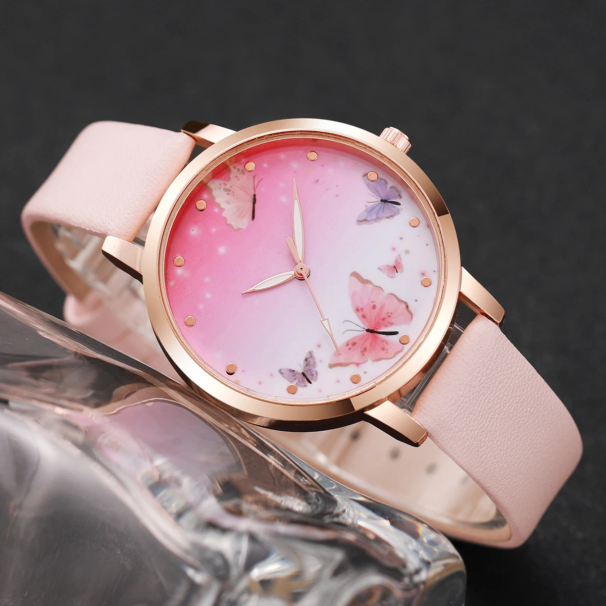 6PCS Fashion Butterfly Dial Women\'s Quartz Watch Casual Leather Band Wristwatches Pearls Jewelry Set（Without Box）