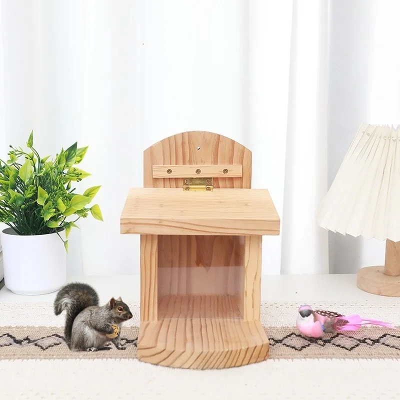

China Fir Squirrel Feeder with Solid Wood Quadrate Feeding Station Sustainable and Stocked for Small Animals
