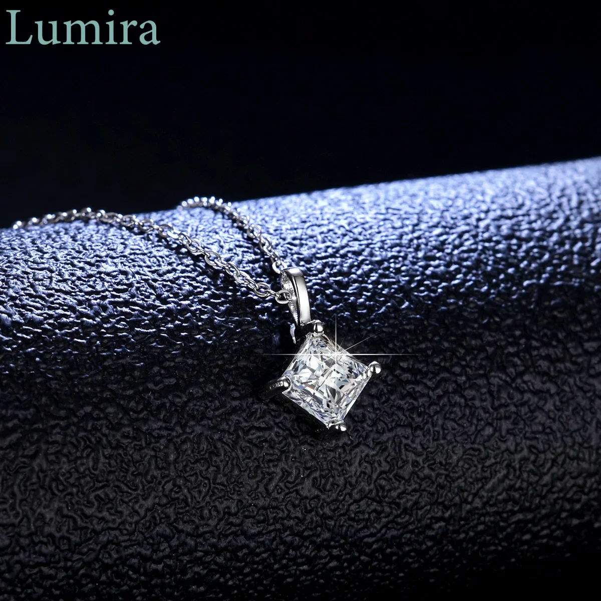 Lumira Square Diamond Pendant Platinum PT950 Collarbone Chain 1.2 carat Mossanite Diamond Necklace for Women Charm Jewelry