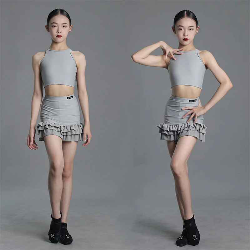 

Новый серый костюм для латинских танцев, летний топ без рукавов для девочек, юбка-тортик, тренировочная одежда для румбы, танго, танцевальная одежда для латинских тренировок VBH1907