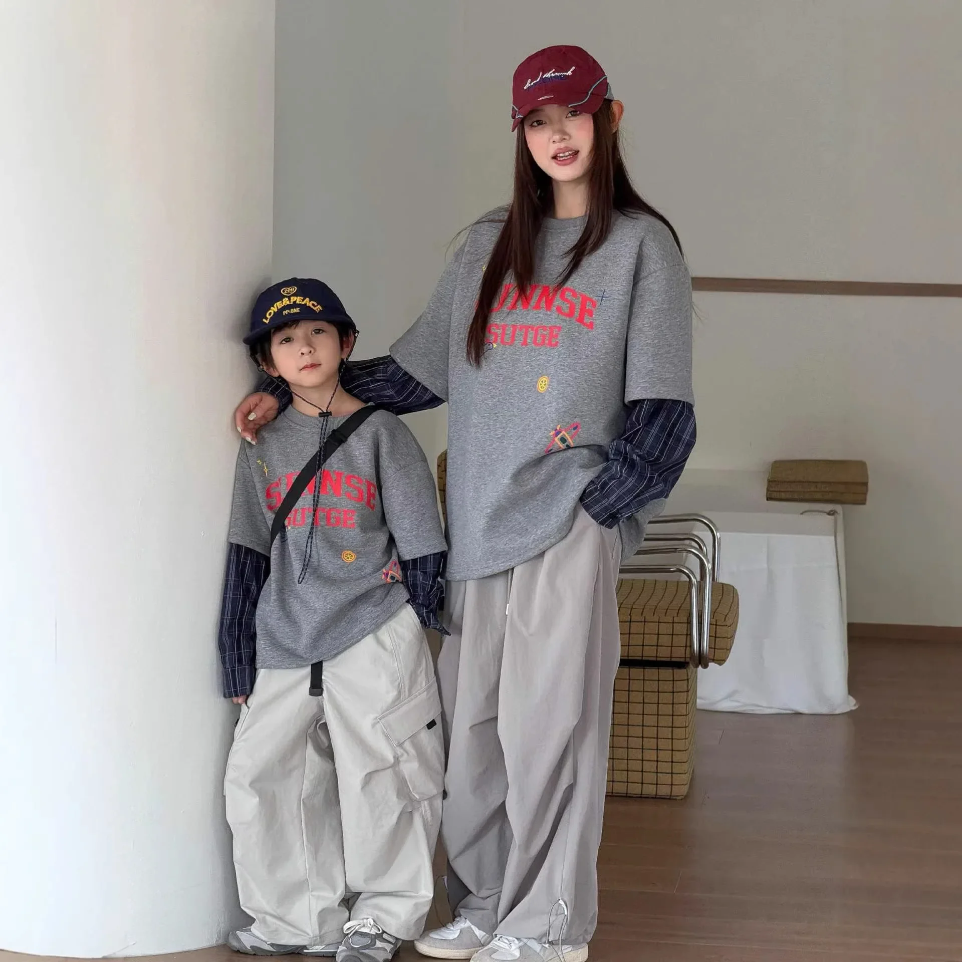 2026 Mommy and Me Matching Plaid Sleeve Layered Look Tee Family Outfit Casual Long Sleeve Cotton Top for Mom Dad Daughter Son