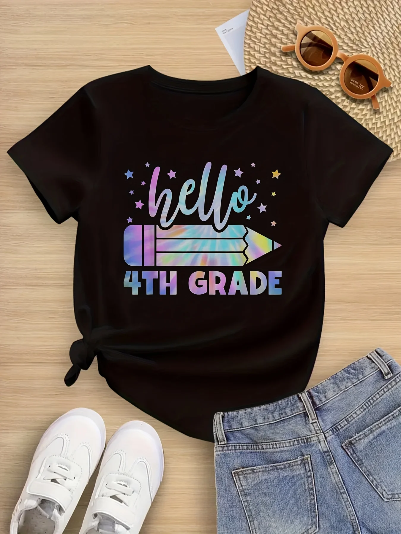 

Girls' Short-sleeved Pure Cotton T-shirt With A Round Neck Is Casual And Comfortable. It Can Be Worn All Year Round