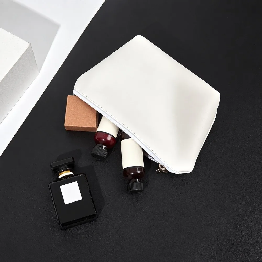 Portable White Cosmetic Bags PU Leather Waterproof Travel Makeup Bags Korean Style Top-Handle Design Makeup Organizer