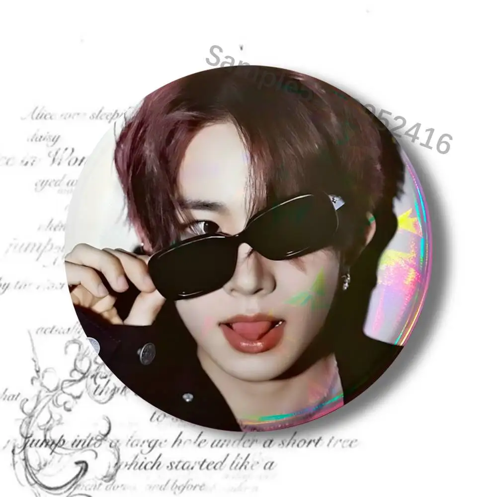 E-Evan Ride or Die H-Heeseung Button Pin Einzelpack Anime-Merch für Ita Bags Abzeichen Sammelbuttons – Detail 9