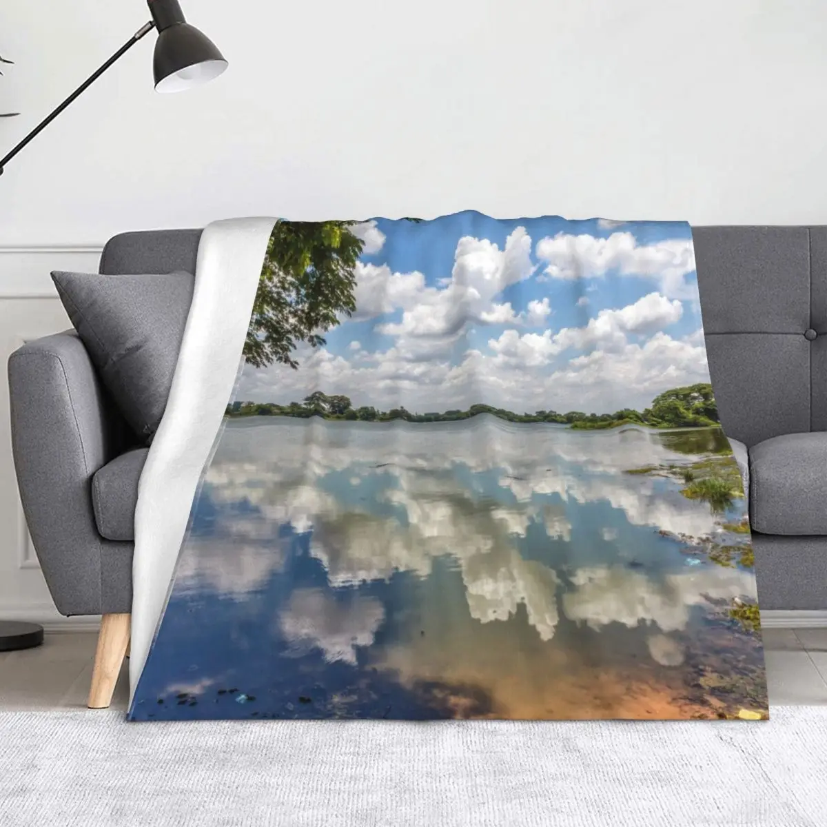 Облачные отражения в Inya Lake, Yangon, Myanmar, пледы, теплое зимнее одеяло, термобелье для путешествий, декоративные детские одеяла