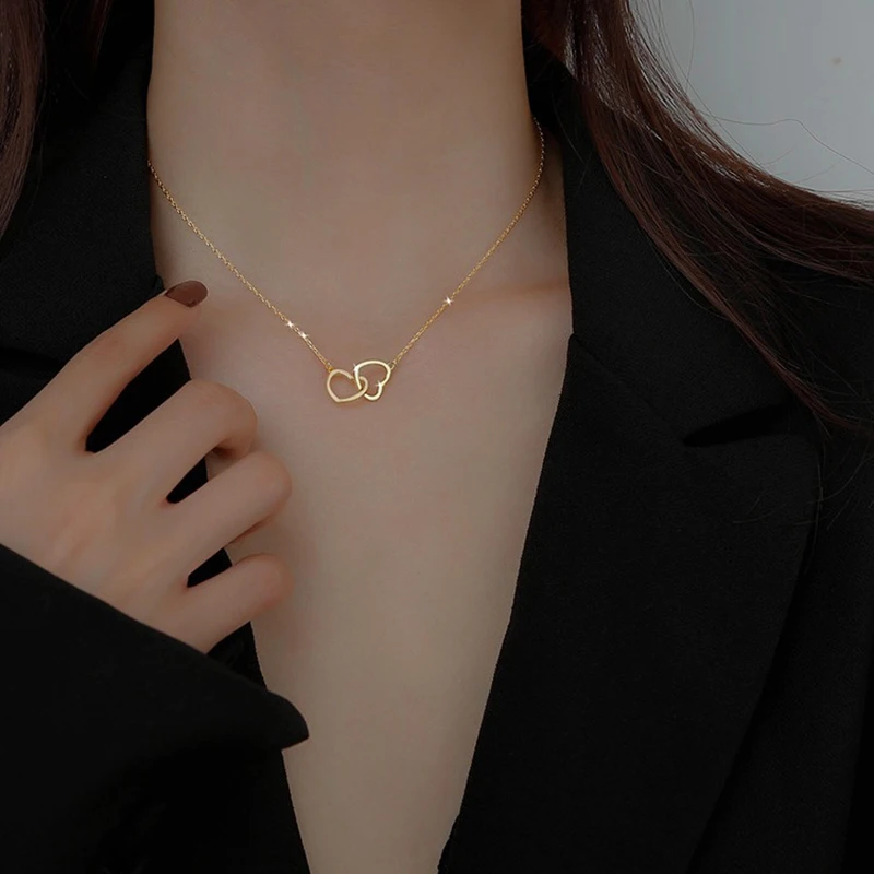 

Simple Metal Double Ring Heart-shaped Pendant Necklace for Women New Fashion Sweet Romantic Temperament Ladies Party Jewelry