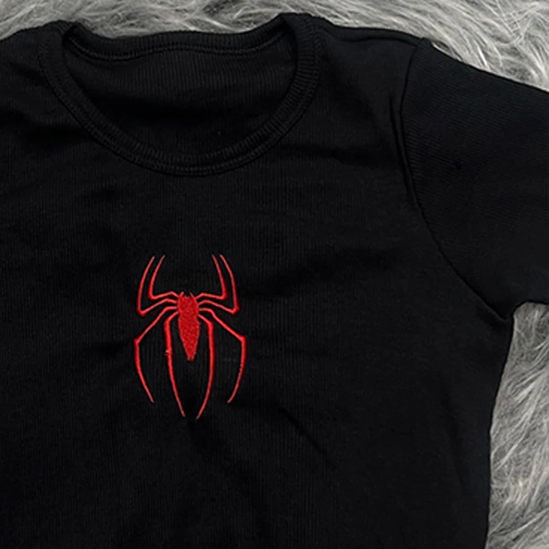 Red Spider Embroidery Pattern T-shirt Aesthetic Y2k Gothic Crop Tops Short Sleevle Harajuku Streetwear Black Women Clothes