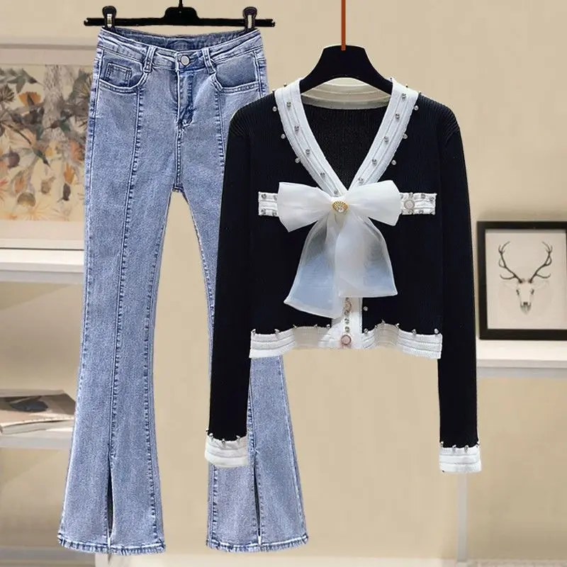 Autumn and Winter New Women's Set V-neck Elastic Knitted Sweater+High Waist Slimming Fashion Jeans Two Piece Set