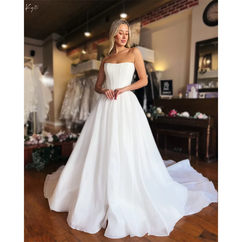 

Customized White Strapless A-line Chiffon Wedding Dress Simple Sleeveless Sheath vestidos de novia Court Train Formal Evening