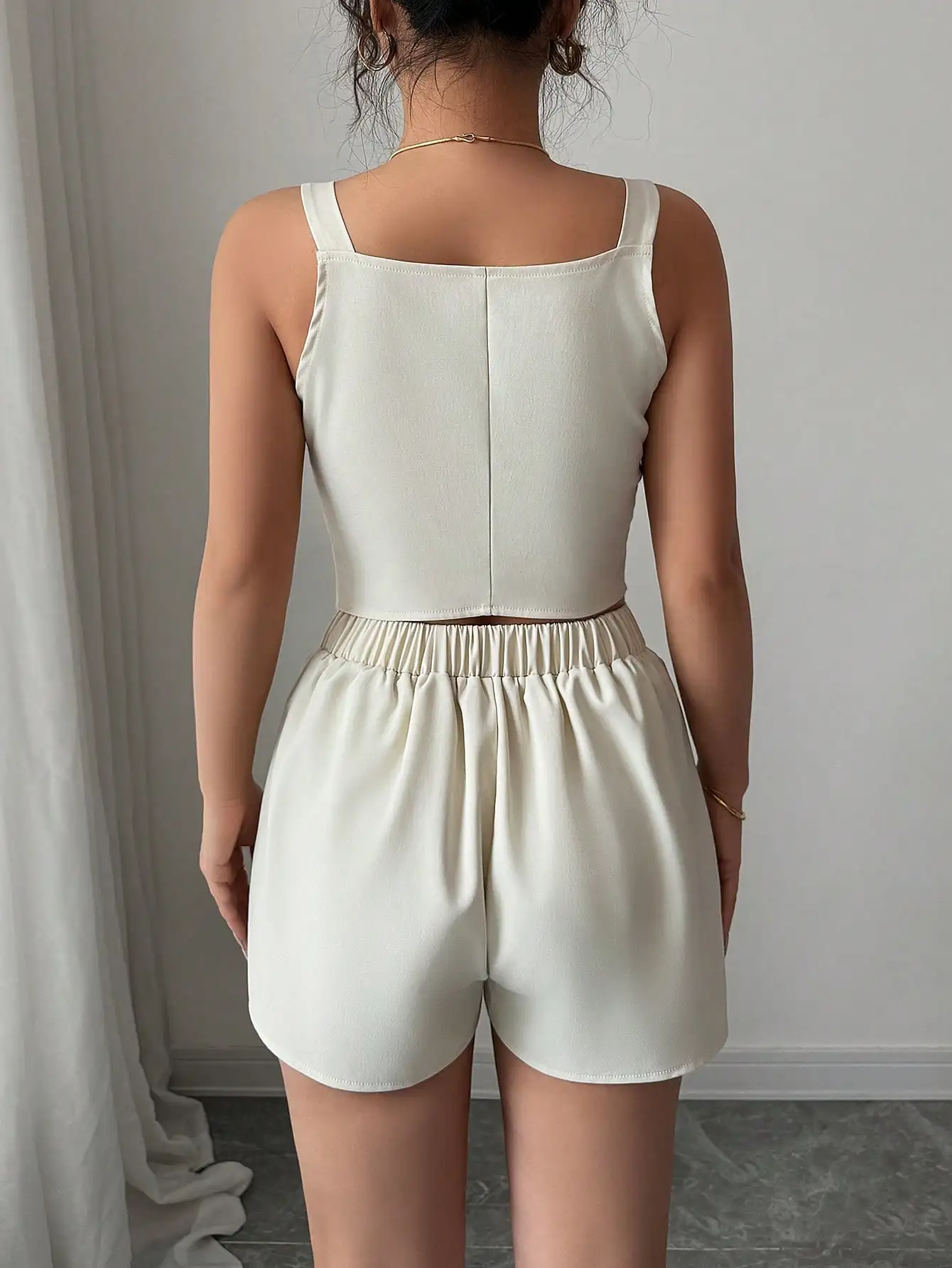 셀리안 아프리콧 캐주얼 & 출퇴근용 단색 앞단추 슬릿 밑단 탑 + 반바지 2피스 세트 (여성용)