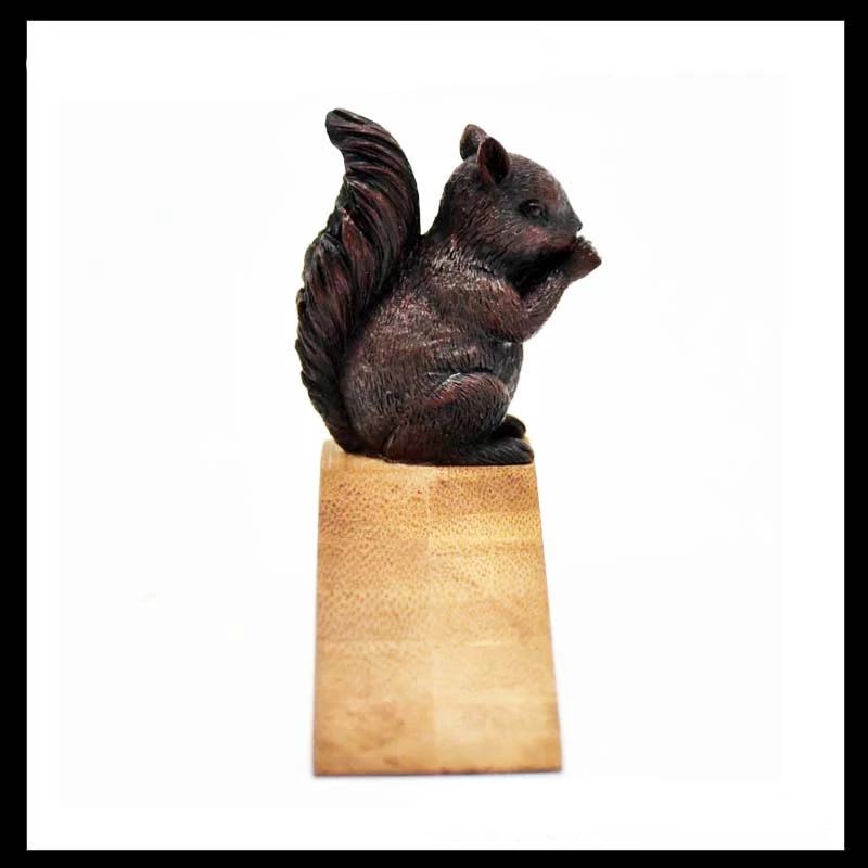 American Country Cute Squirrel Bamboo Door Stopper Anti-collision Windproof Creative Door Stop Top Card Fixed Door Plug Wedge