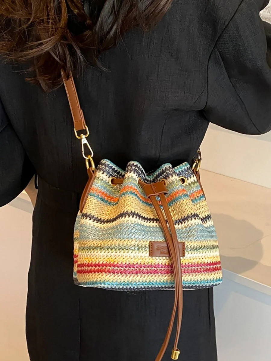 Bolsa de ombro balde de palha para mulheres, bolsa mensageiro feminina, bolsa tiracolo casual, bolsa bolsa e bolsas, embreagens da moda, nova, 2024