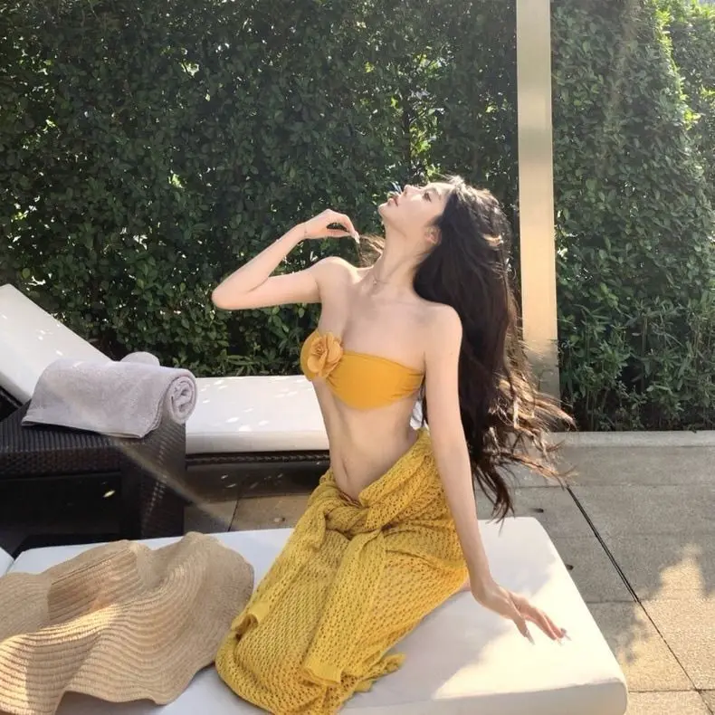 2025 ใหม่ดอกไม้ขิง Strapless ชุดว่ายน้ําแยกผู้หญิงบิกินี่กระโปรงยาว COVER UP Island วันหยุดชุดสามชิ้น