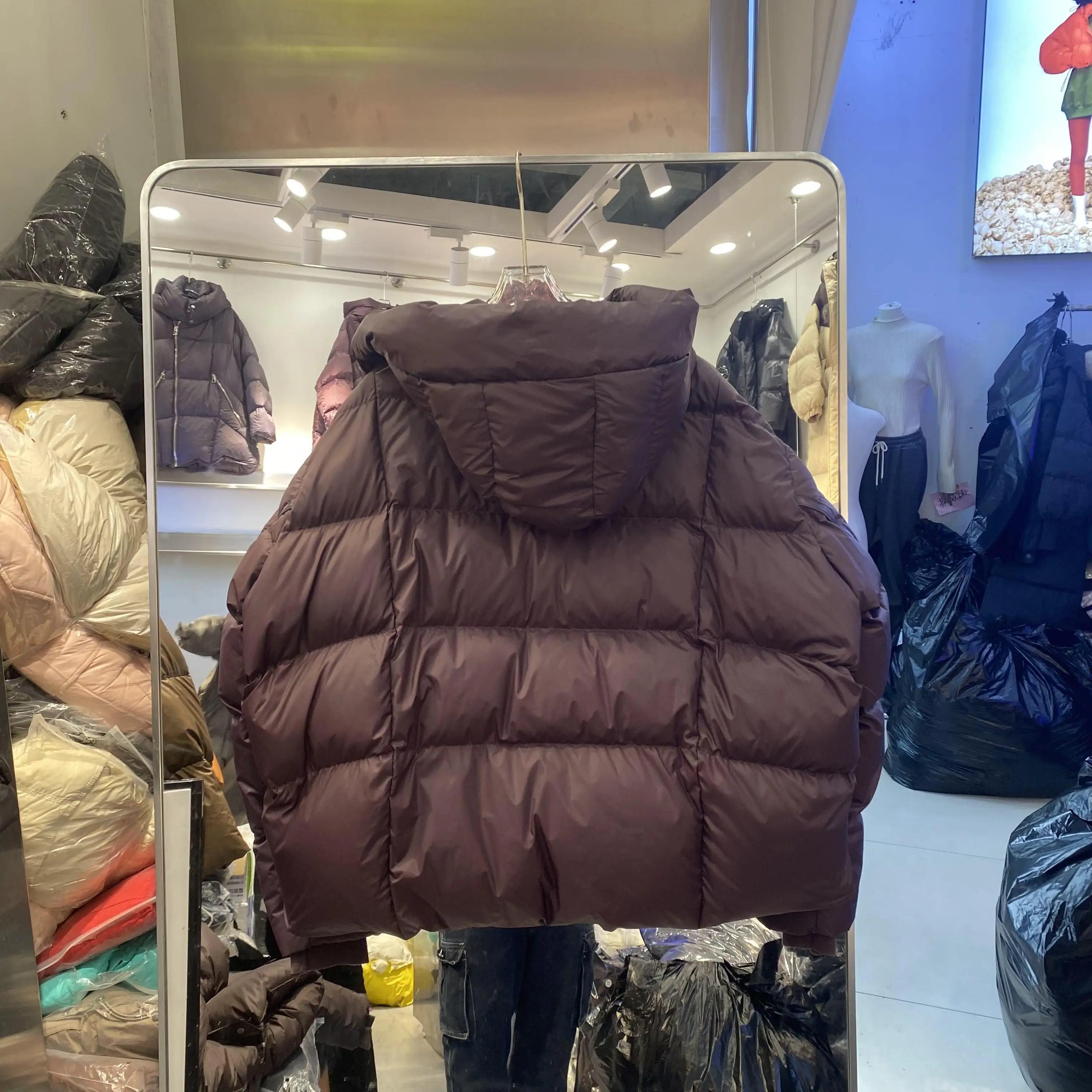 2025 유럽 겨울 신상 여성용 다운 재킷 후드형 따뜻한 슬림 화이트 덕 다운 재킷