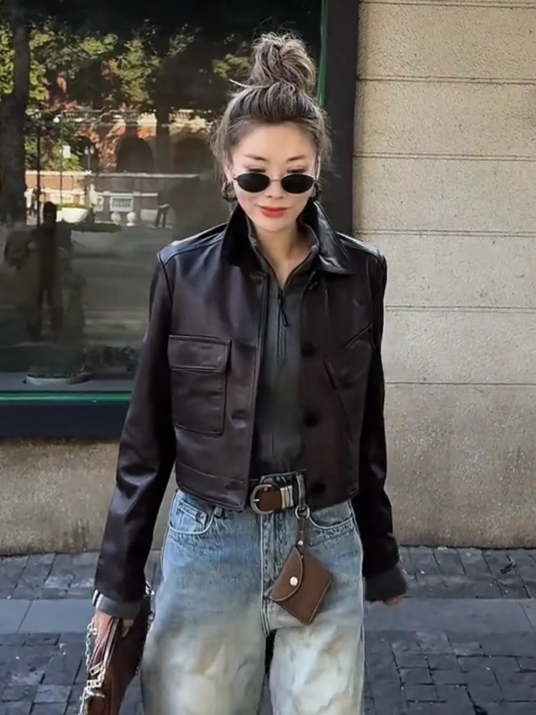 

Новая женская куртка из натуральной кожи с эффектом масляного воска, асимметричная, с двойными карманами, из овчины, укороченная, в уличном стиле, коллекция 2025 года