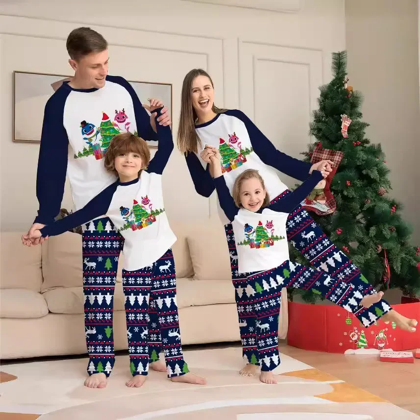 Conjunto de pijamas de Navidad familiar, ropa de Año Nuevo para adultos y niños, trajes a juego para bebés, ropa de dormir, pijamas de aspecto familiar de Feliz Navidad 2025