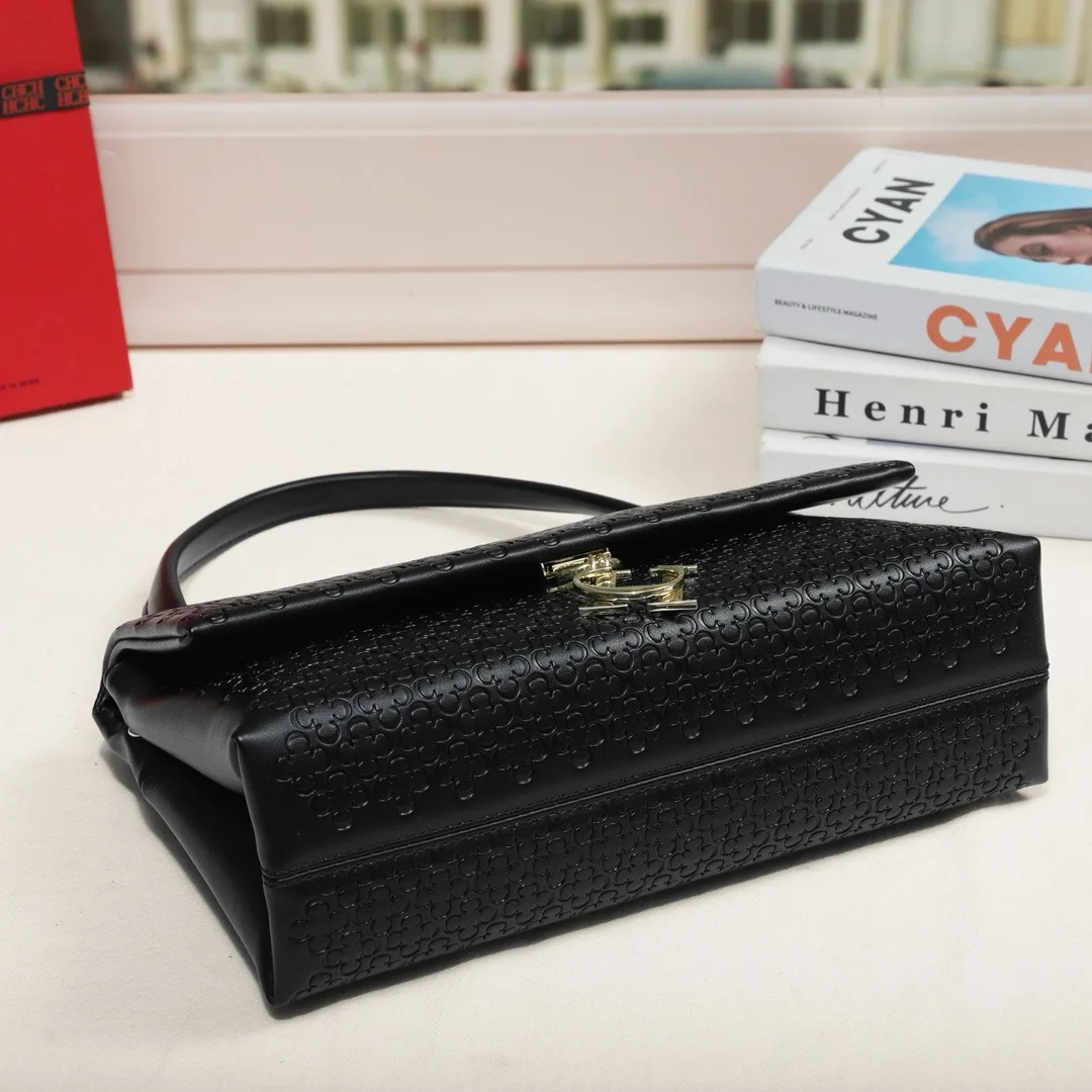 Novo clássico retro feminino nova bolsa de ombro material do plutônio elemento moda cor sólida nova bolsa crossbody feminina