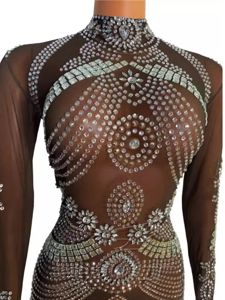 Robe enveloppée fesses sexy personnalisée pour femmes, diamant chaud, vêtements de haute qualité commandés, nouvelle mode, 2024