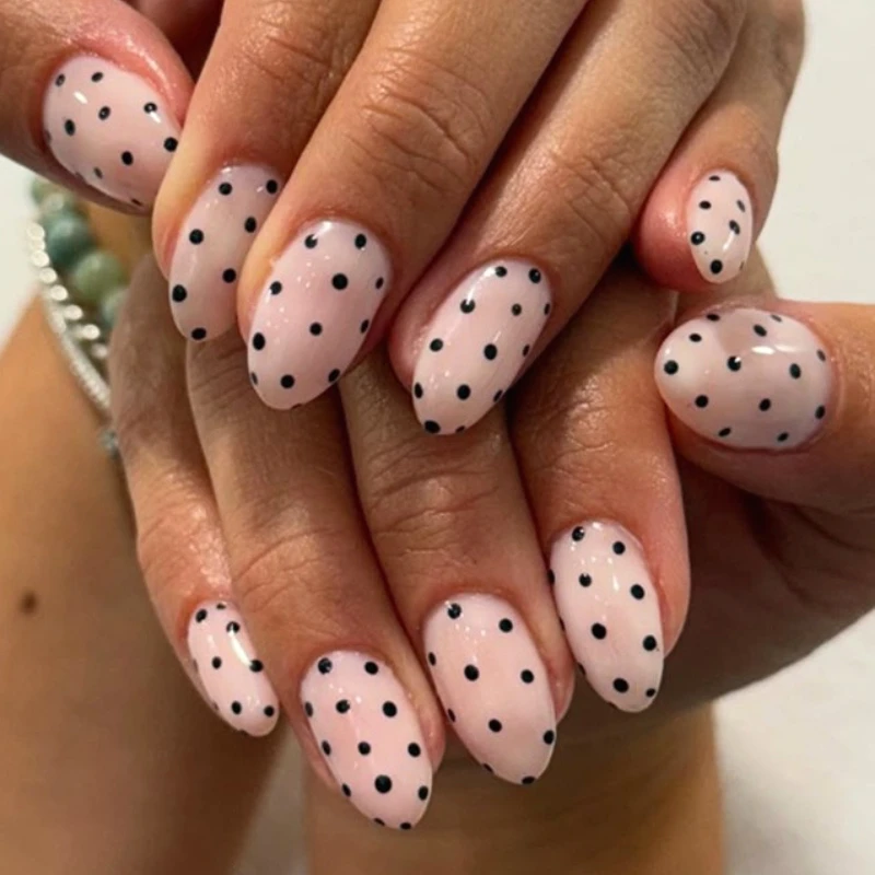 

Black Polka Dot Round Dot Nude Pink Nail Art Fashion Short Wearable Fake Nails Detachable Finished False Nails Press on Nails