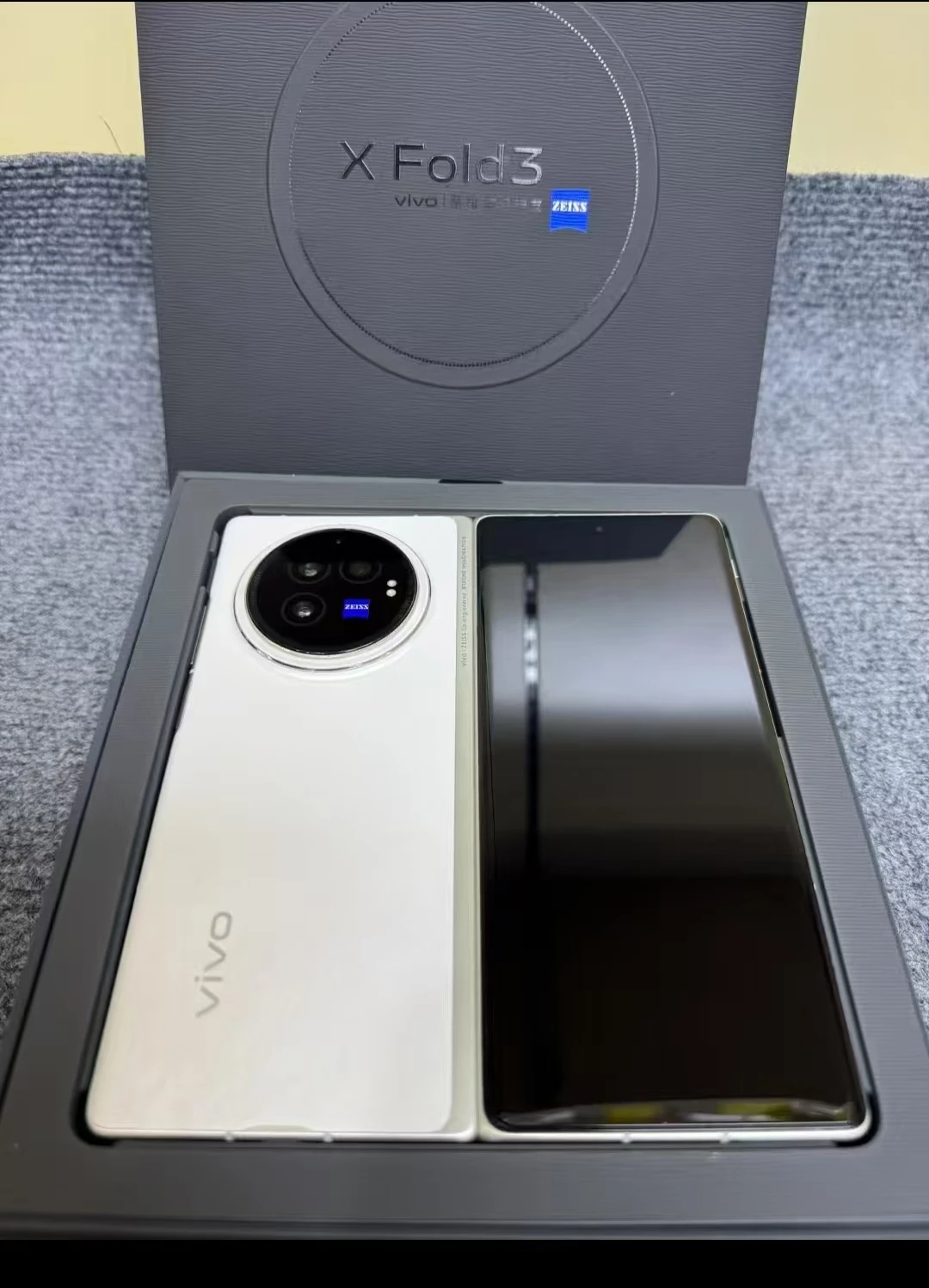 الأصلي والجديد VIVO X Fold3 Fold 3 5G هاتف محمول 8.03 بوصة AMOLED شاشة مطوية Snapdragon8 Gen2 50MP CMOS 5345Mah 80 واط شحن فائق