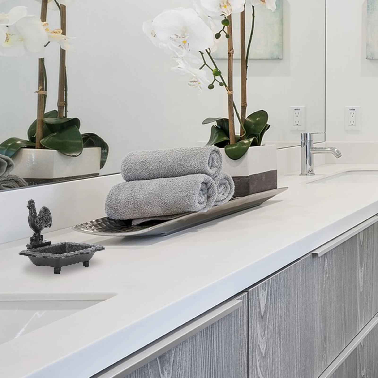 

Cast Iron Box Hollow Bottom Moisture Resistant Compact Lightweight Decorative Retro Style Unique Dish Sturdy Storage Container