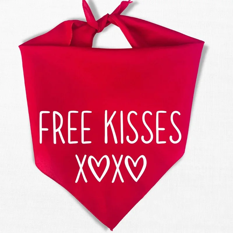 Free Kisses XOXO Pet Dog boy girl red Bandana Scarf happy Valentine's Day Decoration dog lover mom dad Gift Present Photo Props