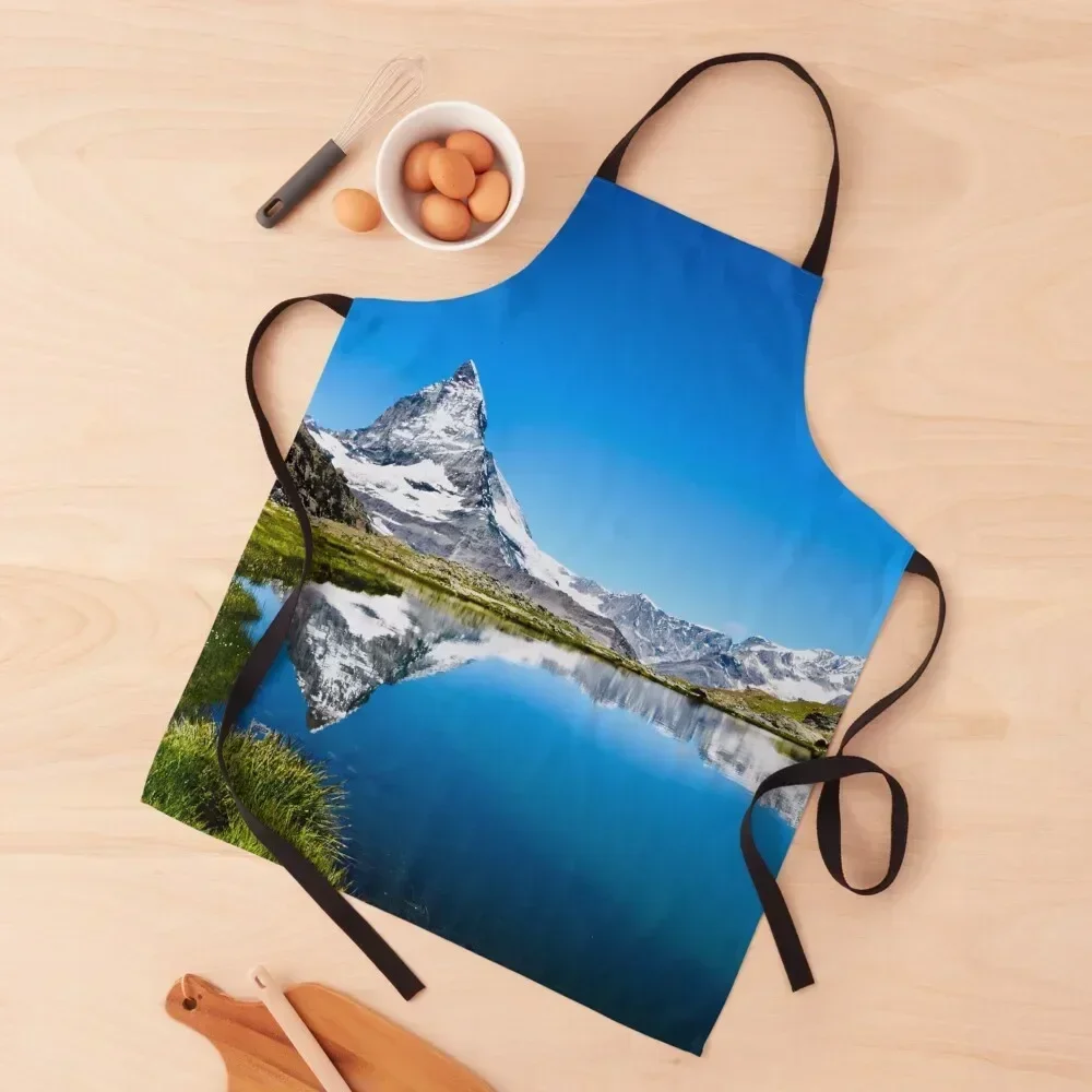 

Matterhorn mirroring Swiss Alps / Swiss Artwork Photography Apron kitchen clothes Woman Kitchen Apron