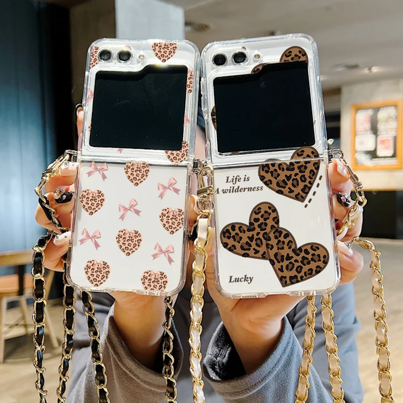 ليوبارد طباعة قلوب القوس الحبل قضية الهاتف لسامسونج غالاكسي Z فليب 7 6 5 4 3 5 جرام Flip7 FE Flip6 Crossbody حبل واضح غطاء من البولي يوريثان