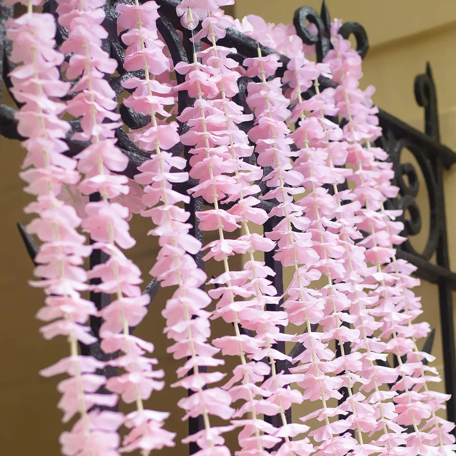 5-teilige künstliche hängende Blumen aus Seide, Glyzinien-Ranken-Girlande für Zuhause, Hochzeit, Party, Garten, Wanddekoration im Freien, gefälschte Blume – Detail 1
