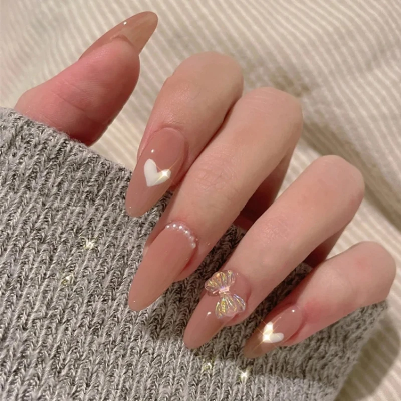 24 Pz/set Bianco 3D Bowknot Cuore Mandorla Unghie Finte Kit Perla Strass Unghie Finte Lunghe Patch Copertura Completa Presse sulle Punte Del Chiodo