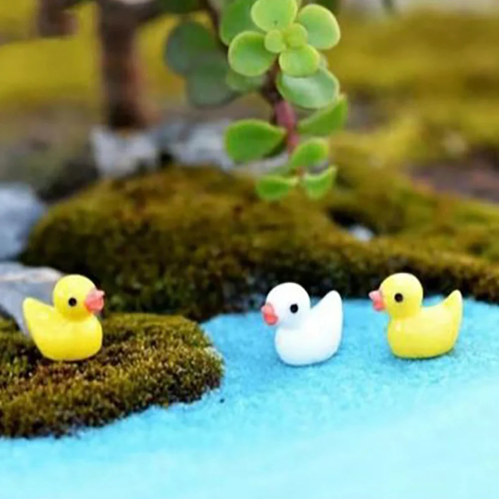 

25 Pcs Small Ducks Resin Figurines naments for Garden Decor Statue Tiny Animals L Duck Figurines Gifts