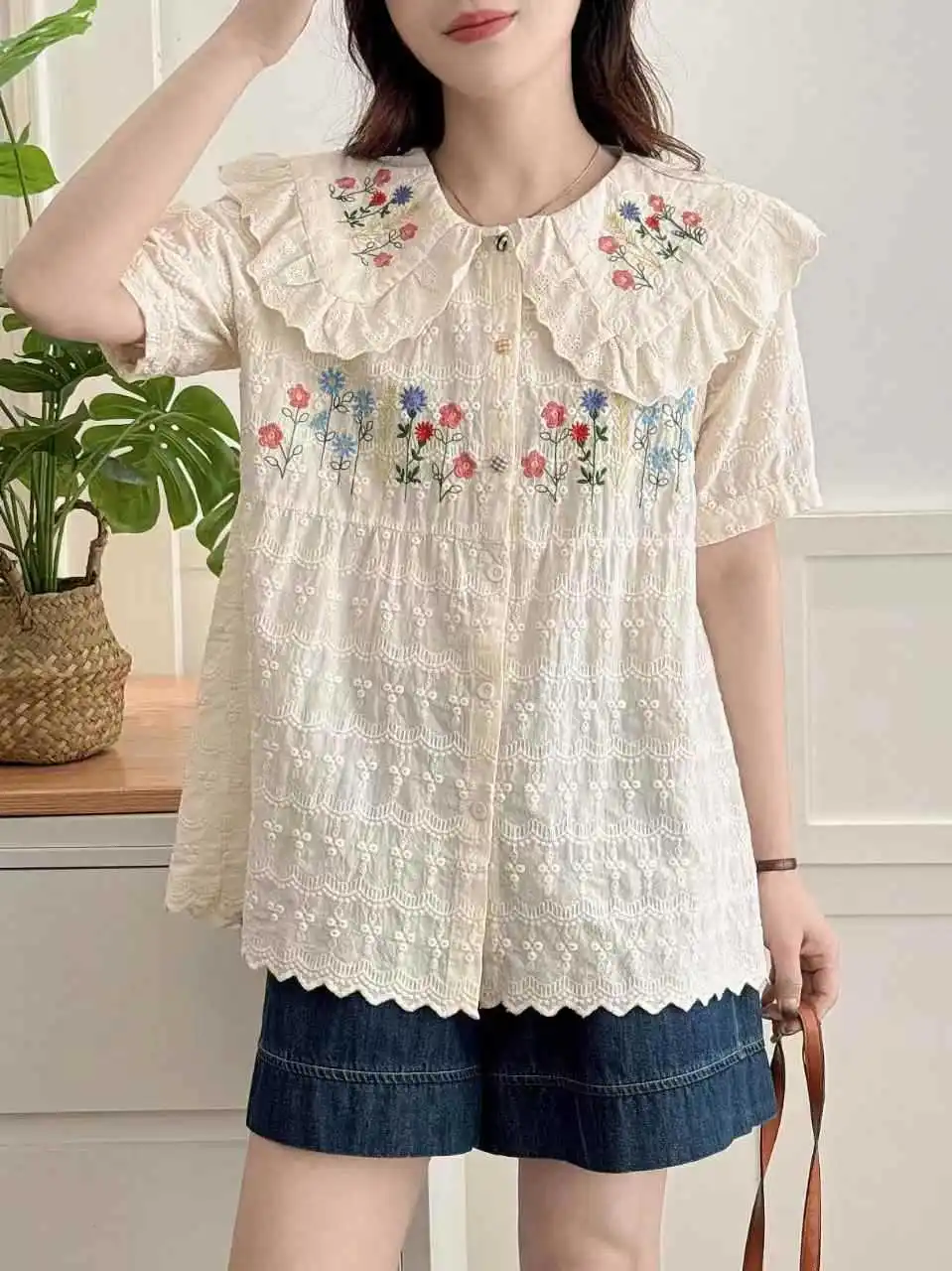 2025 Summer New Japanese Sweet Mori Girl Lace Flower Embroidery Patchwork Shirts Women Peter Pan Collar Short Sleeve Blouse Tops