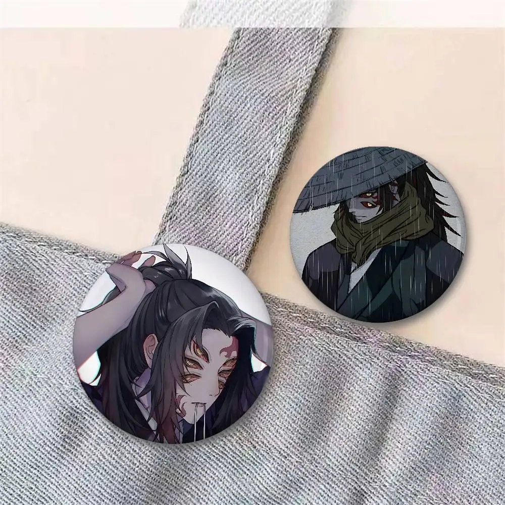 K-kokushibos O-السراويل الفنية شارات زر PinsBrooch الإبداعية مضحك يقتبس شارة الملابس على ظهره مجوهرات هدية للأطفال الأصدقاء