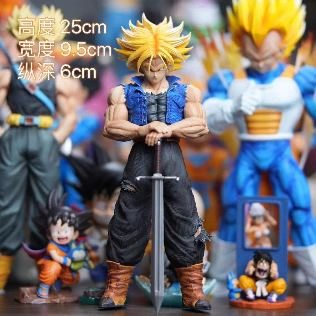 

HOTSALE 25cm Anime Dragon Ball Z Trunks Figure Future Trunks Action Figures MPVC Statue Collection Model Toys for Children Gifts