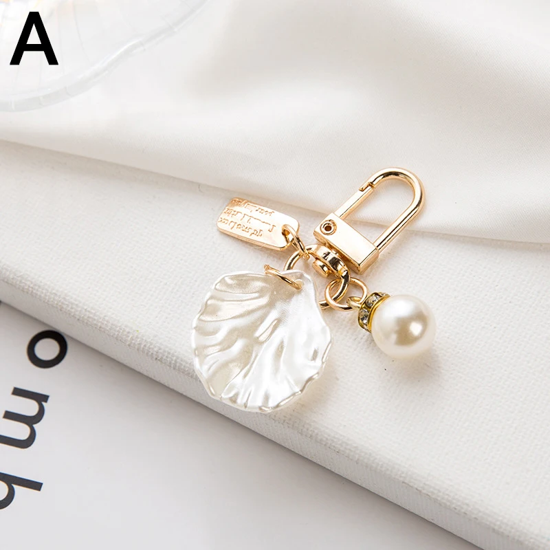 Shell Pendant Keychain for Women Girls Heart Mini Pearl Keyring Fashion Elegant Letter Label Imitation Handbag Pendant Keyring
