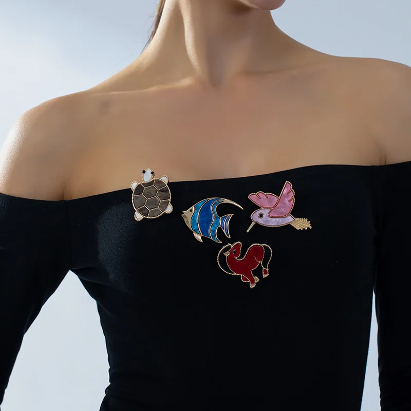 DIY accessories Acrylic cartoon cute animal handmade design brooch, street stall night market popular fashion jewelry wholesale