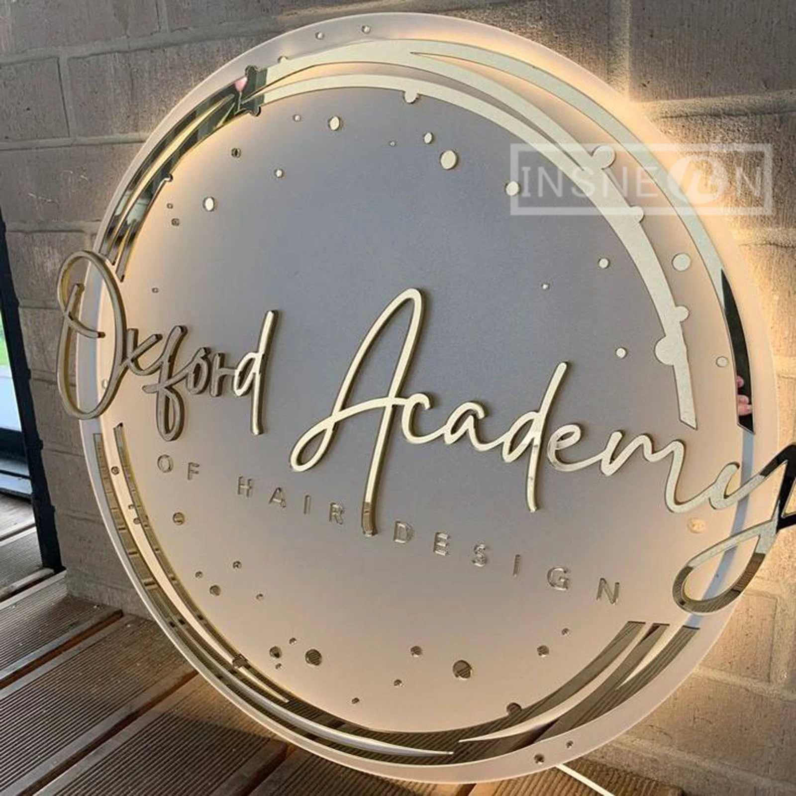 Engraving Custom Circular 3D Metal Pattern Custom Letter Sign Board, LED Glass Digital Gift, Indoor and Outdoor, Lighting Logo