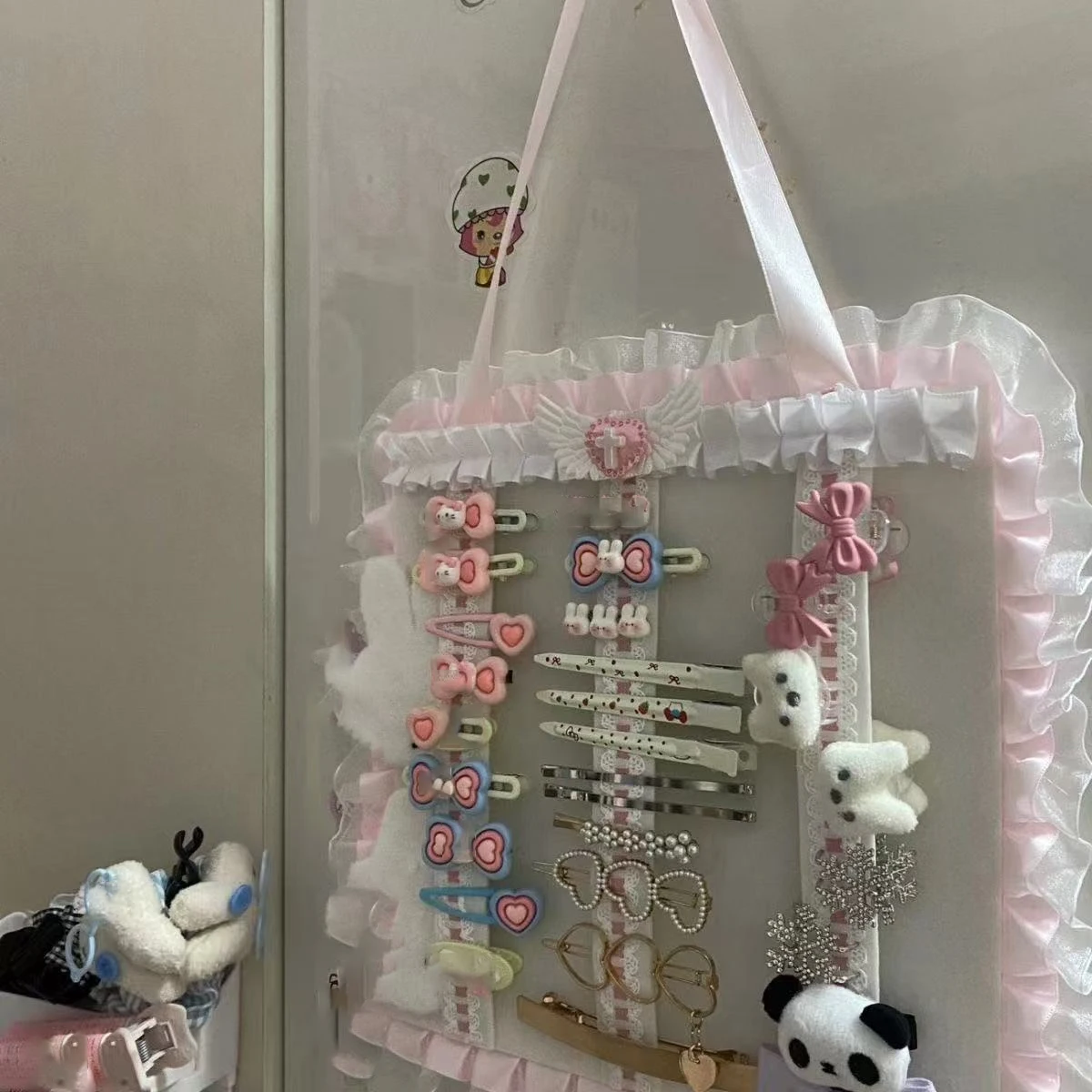 Niedliche Filz-Haarspangen-Aufbewahrung Wandmontierte Neue Hängetasche Aufbewahrungstasche für Haarspangen und Haaraccessoires Dekorativ – Detail 7