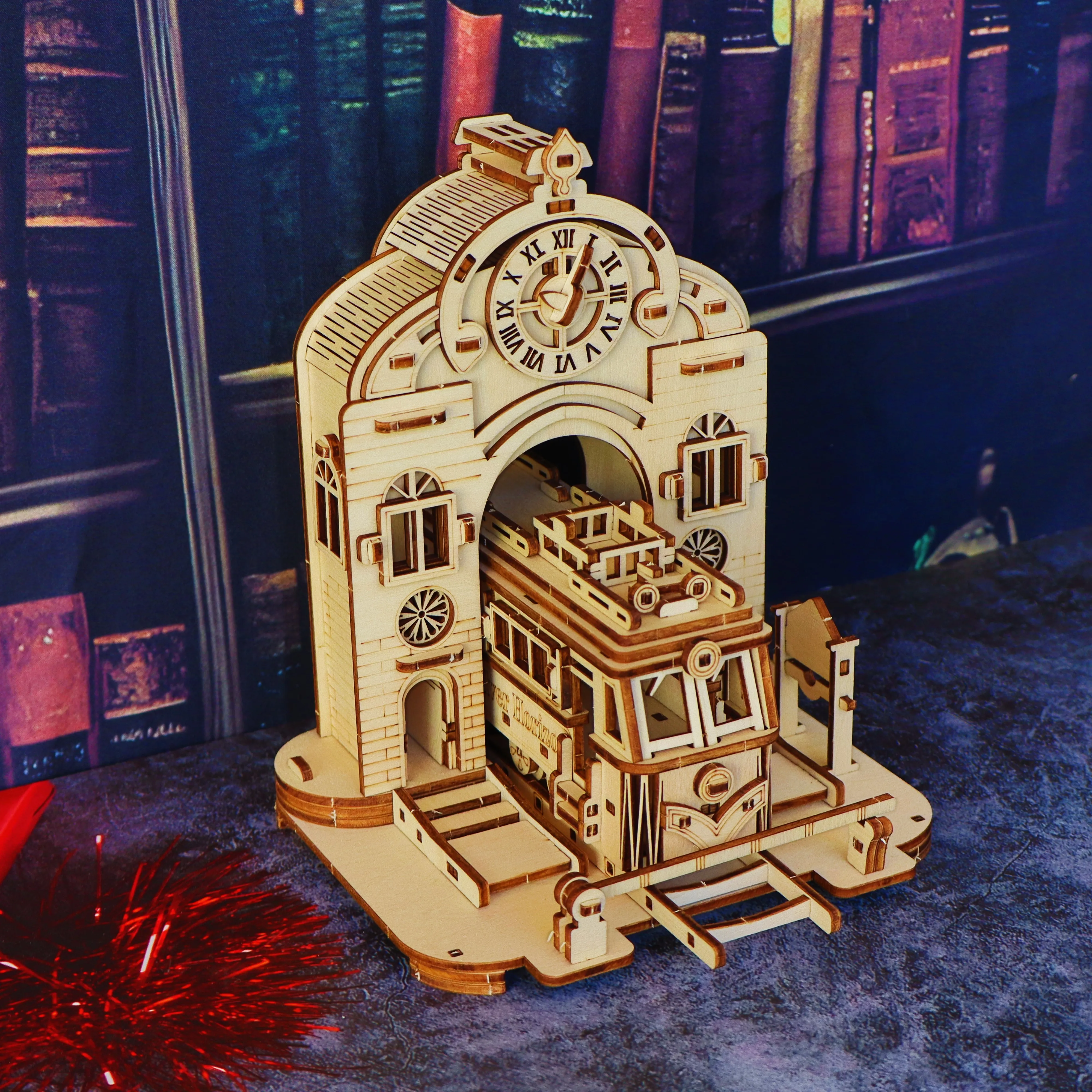 محطة قطار ألغاز خشبية، نموذج محاكاة ستيريو ثلاثي الأبعاد، لعبة تفاعلية لبناء الوالدين والطفل، ديكور إبداعي للمناظر الطبيعية الحضرية