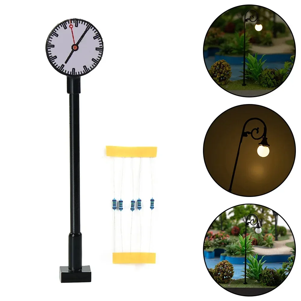 3pcs Platform Clock Lamp Model 1:87 HO Scale Gauge Model Railway Light Layout Model Lights Plug-In With LED Train Station Layout