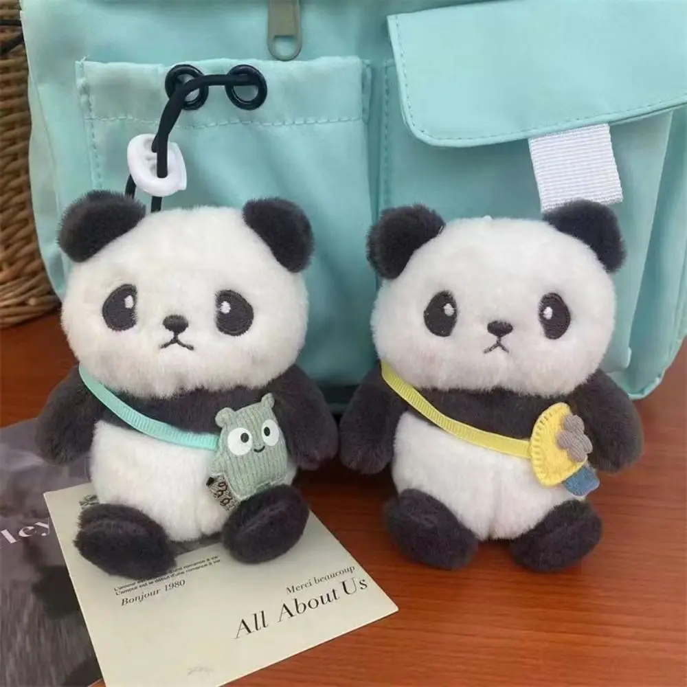 LLavero de Panda pequeño y fresco de tendencia de dibujos animados de estilo coreano, muñeco de algodón PP de felpa, moda creativa, regalo de Navidad delicado para mujer