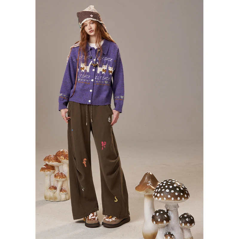 ELFSACK 2025 Winter New Arrivals Casual Cute Drawstring Cartoon Embroidery Sweatpants For Woman
