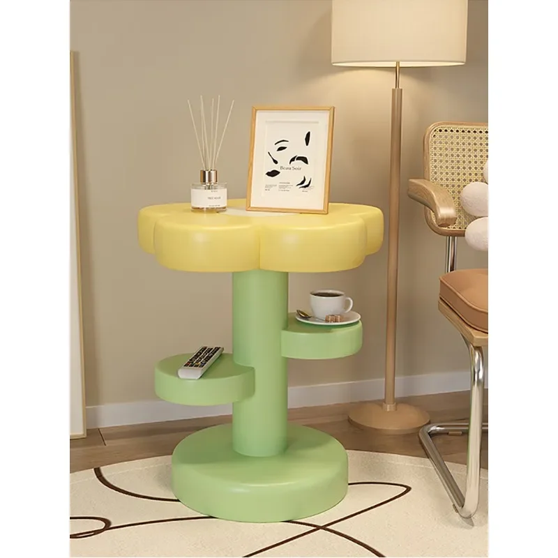 北欧スタイルの花テーブルリビングルームの家具の装飾コーヒーテーブル寝室のベッドサイドテーブルデスククリエイティブ家の装飾