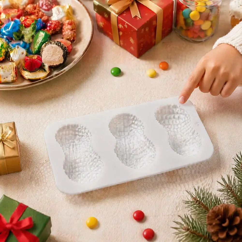 Peanut Shaped Silicone Mold Party Dessert Tool Peanut Shaped Silicone Baking Mold with 3 Cavities Flexible Non-stick for Diy