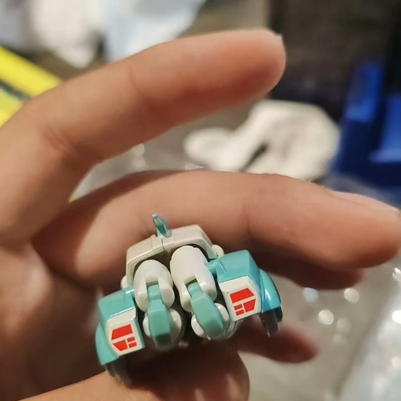 Originele Transformatie Robot Model Arcee Anime Actie Populaire Favorieten Figuur Vervorming Optimus Prime Speelgoed Kid Puzzel Geschenken